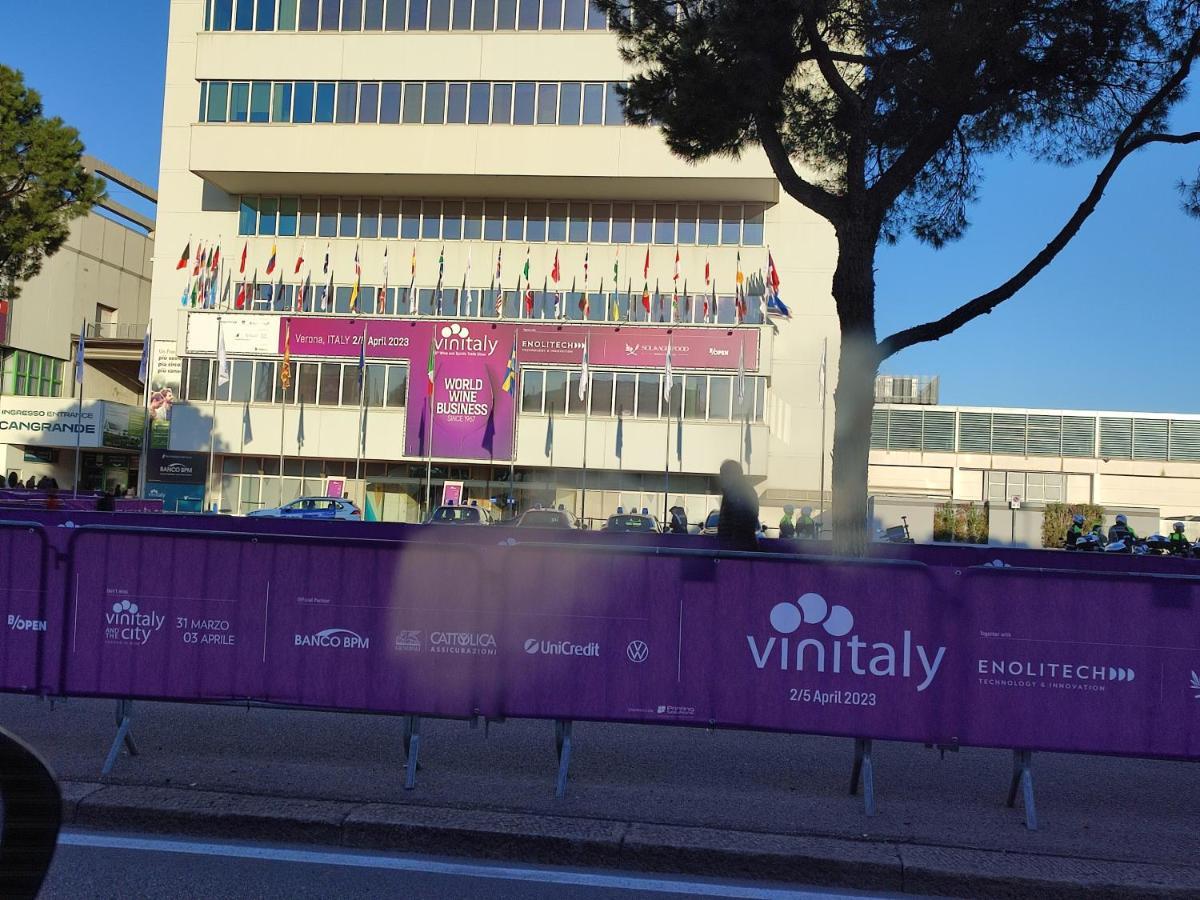 Easy Stay Verona Rooms Extérieur photo
